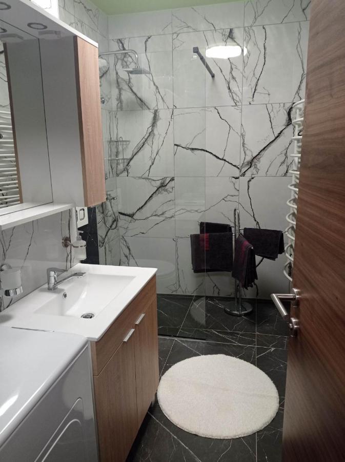 Apartamento Aby Slavonski Brod Exterior foto
